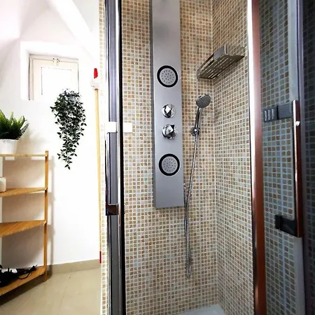 Ma Ma Crociferi 33 Apartman *